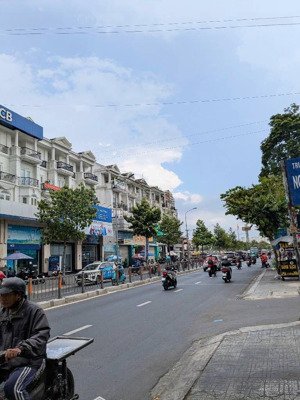 chủ ngộp bank nên giảm 1tỷ, bán gấp biệt thự mini ngay cityland phan văn trị giáp bình thạnh