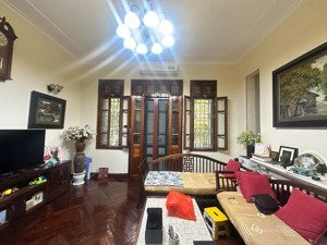 hàng hiếm, trung tâm cầu giấy, phân lô oto, 50m2, 5 tầng, 4,8m mặt tiền, giá 20,5 tỷ