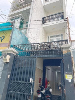 nhà xóm chiếu q4-hẻm ôtô- 70m2- 4 tầng-sát mặt tiền - chỉ 7 tỷ nhỉnh