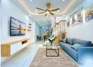 hơn 8tỷ 4tầng 60m2 mặt tiền 5m trung tâm phố lụa- vạn phúc hà đông!