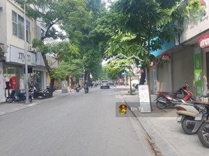 bán nhà đa sỹ_làm việc chính chủ_ô tô đỗ cửa_mặt tiền rộng_sân riêng_3 tầng đủ công năng_64m2_11tỷ4