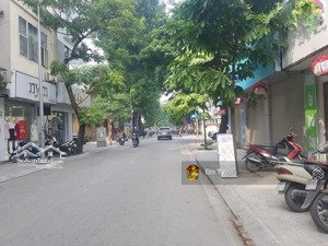 chính chủ nhờ em ty bán nhà hà trì_lô góc 3 mặt thoáng_gara ôtô_kinh doanh cực đỉnh_dân xây kiên cố