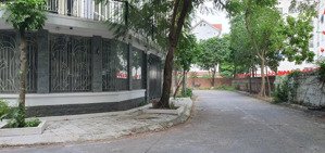 bán nhà phố tam trinh, dt 140 m2, mt 27 m, ở sướng & làm vp luôn