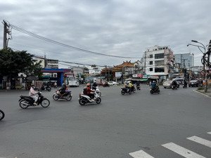 nhà mặt tiền man thiện - ngay ngã 3 lê văn việt - vị trí vàng kinh doanh - giá 7,85 tỷ