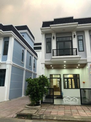 bán căn góc 2 mặt tiền giá mềm hiếm có tại the sol city