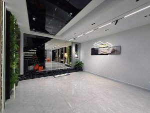 bán nhà 3.5 tầng mặt tiền nguyễn tri phương, full nội thất - có thang máy - gọi đàm tiến