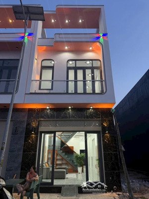 bán nhà mới dt 67,5m2 giá 2,8 tỷ, tân hiệp 17, tân uyên