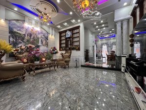 chuyển nhượng nhanh nhà mặt tiền kinh doanh q12 _ giá rẻ nhất khu vực