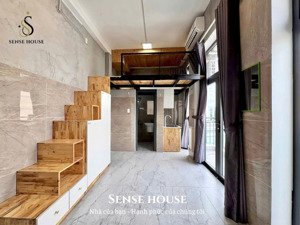 phòng gác bancol thoáng mát đón nắng