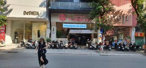 bán nhà mặt phố bà triệu, dt 320 m2, mt 12 m, vị trí đắc địa!