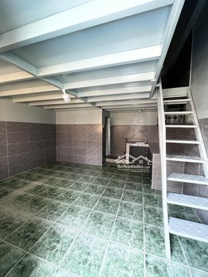 bán căn hộ dịch vụ 2 tầng - mặt tiền đường thông - diện tích 160m2 ( ngang 7,1 dài 22.3 )