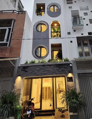 chdv 5 tầng 14 phòng doanh thu 70tr/tháng - hxh võ văn tần vip quận 3 {đường 2 chiều giáp quận 1}