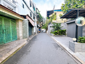 ngang 6m - khuôn đất xây nhà ở lý tưởng - đường trường chinh khu bàu cát - cấp 4 - giá 6tỷ5