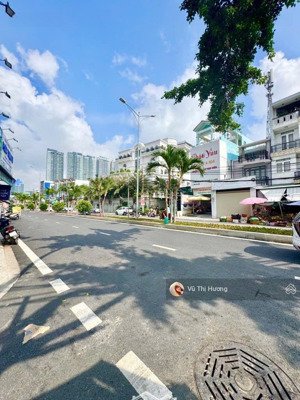 bán gấp nhà 500m qua phú mỹ hưng 5.2m x 23m - xe hơi tránh 12 tỷ hơn