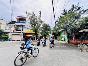 bán nhà 2 tầng mặt tiền đs 9 - sát hoàng diệu 2 - ngang 5m - khu vực kd sầm uất