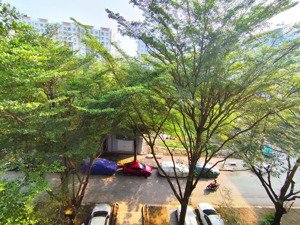 bán căn hộ ehome 3 2pn 2wc, ban công view công viên, giá 2.x tỷ