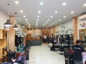 cho thuê nhà vị trí cực đẹp mặt phố tuệ tĩnh 110m2x2 tâng, mt5m, thông sàn, riêng biệt