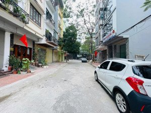 bán nhà phân lô ô tô tránh vỉa hè phú diễn 41m2 13,2 tỷ thang máy