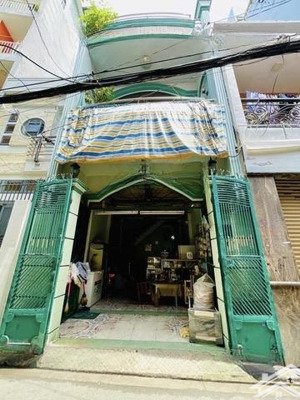 nhà hoàng văn thụ, cộng hòa, tân bình, 4.1m x 13m, 3 tầng, 10.9 tỷ.