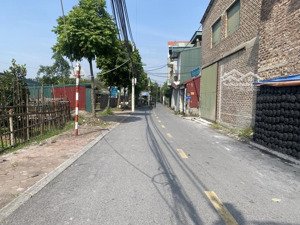 vợ chồng ly thân cần bán gấp mảnh đất kiêu kỵ gia lâm hà nội dt :120/150m đường oto di chuyển