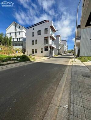 BÁN ĐẤT SỔ RIÊNG ĐƯỜNG NHỰA Ô TÔ TRÁNH NHAU GIÁ CHỈ 7 TỶ