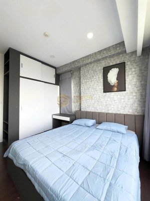 chính chủ bán 3pn - view sông giá 8 tỷ 4