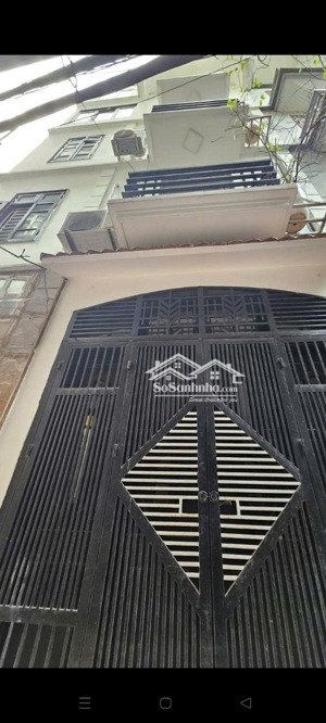 bán nhà xuân thủy nhà dân xây mới koong 5 tầng chắc chắn 3 bước ra mặt đường xuân thủy