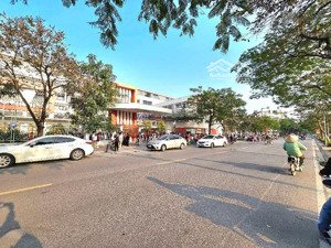 siêu phẩm phúc lợi - nhà 6 tầng 32m2 - kiến trúc hiện đại - mặt ngõ oto - gần ngay vincom long biên