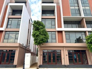 liền kề xẻ khe đối diện vườn hòa 91m2 giá bán tốt nhất thị trường, vinhomes ocean park 3