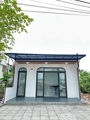 bán nhà mới keng 100% mặt tiền sát fpt - đà nẵng