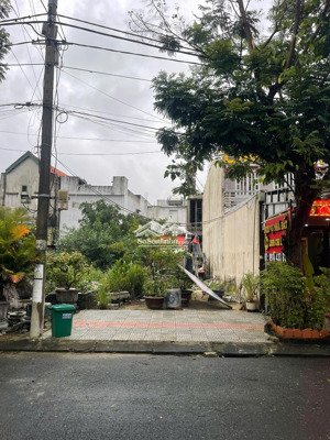 bán nhanh cặp đất đất kim đồng hiếm diện tích lớn sát biển tân trà 205m2 giá chỉ 11,5t còn tl