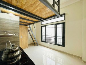 phòng có gác mới xây gần chợ bà chiểu - bùi đình túy