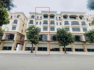shophouse 2 mặt tiền sân vườn đối diện 30 tòa chung tại vinhomes ocean park 2 giá 17.8 tỷ