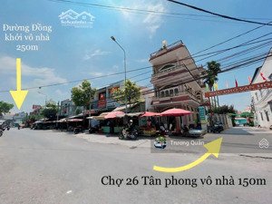 bán nhà cấp 4 p.tân phong, cách chợ 26 vào 150m, cách đường đồng khởi vào 200m