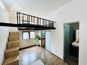 căn hộ mới 100% - bancol riêng - phù hợp 3 - 4 bạn - ngay công viên phần mềm