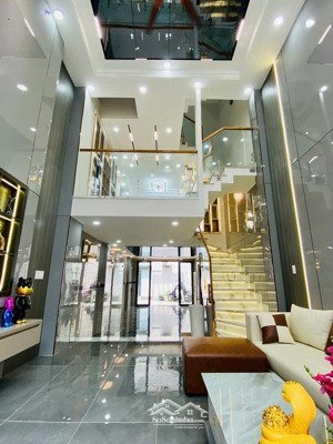 nhà full nội thất mới 4*17m 4lầu 4pn 5wc hxh lê đức thọ