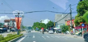 chỉ nhỉnh tỷ có ngay lô đất 80m2 thổ cư mặt tiền 6m đường trước ôtô tránh phường tùng thiện sơn tây