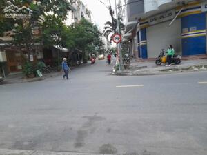 Bán nhanh nhà hẻm VIP 135 Nguyễn Hữu Cảnh, P.22, Q. Bình Thạnh (4*15m) giá rẻ nhất 13.3 tỷ