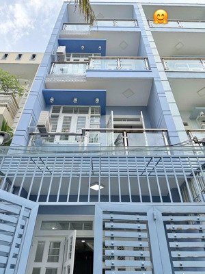 hạ giá mạnh nhà bạch đằng p14 bình thạnh. giá 4,780tỷ/82,5m2 cách chợ bà chiểu 2 phút, cho thuê 29t