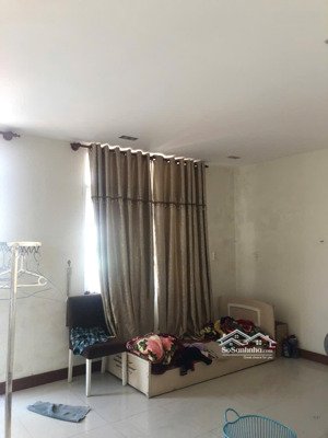 cho thuê nhà 5 tầng thang máy mt gần cầu rông . hải châu , đà nẵng ! ngang #6,7m