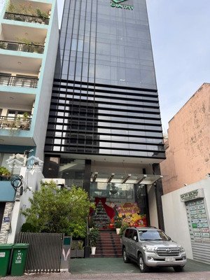 cần tiền bán gấp nhà phổ quang, tân bình. 16mx25m - xd: hầm 7 tầng. hđt: 150triệu/tháng. giá 88 tỷ