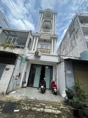 hẻm nhựa xe hơi ngay âu cơ 56m2 4 tấm giá chỉ nhỉnh 8 tỷ