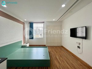 nhận xe điện, dự án mới studio cửa sổ trời full nội thất ở tối đa 3 người gần lotte mart quận 7