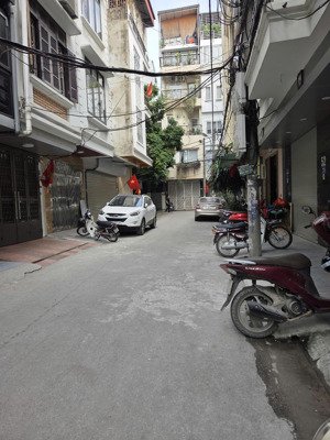 cho thuê nhà tại đ/c : yên hoà , q. cầu giấy, hà nội