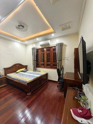 cho thuê nguyên căn lô 26d lê hồng phong - giá 25 triệu/tháng