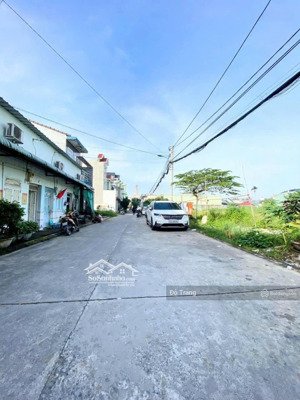 đất đẹp thạnh lộc 15- đường 8m- giá mềm xèo