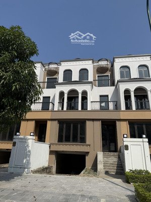 bt kita ciputra 140m2 mt 7m - đường rộng thoáng 17,5m - ck 10% htls 0% 24 tháng bàn giao ngay