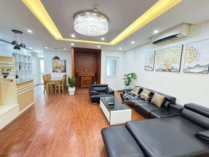 bán căn hộ 2pn 67m2 central point trung kính, tầng trung siêu đẹp giá chỉ 7 tỷ