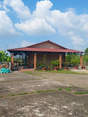 chính chủ cần bán nhà và đất mặt tiền đường tôn đức thắng tp. cần thơ