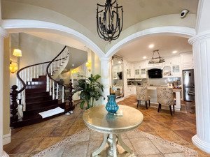 cho thuê biệt thự phú mỹ hưng quận 7 - ~ 248m2 - nội thất sang trọng, chức năng cuộc sống đẳng cấp